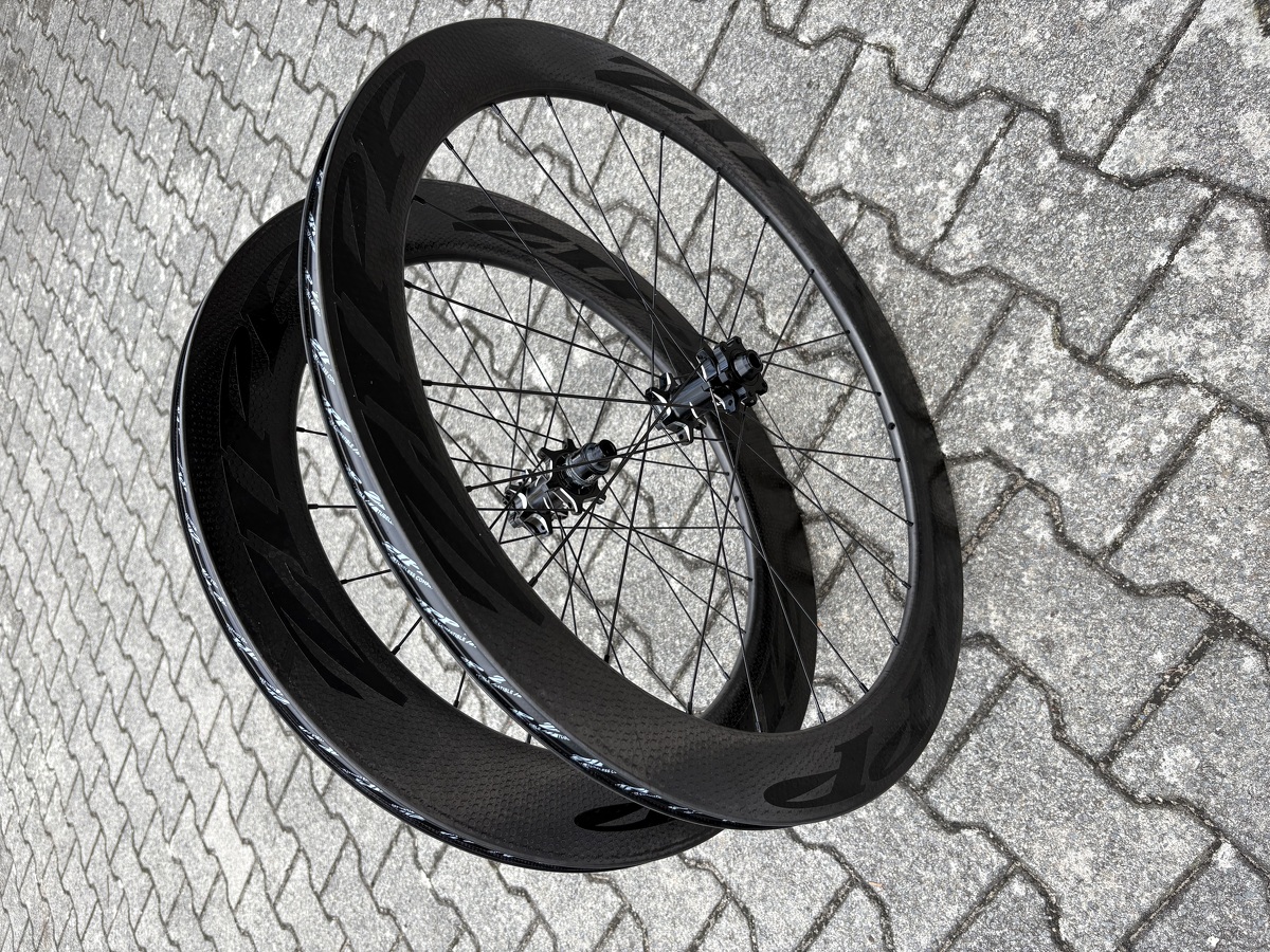 kola 28" ZIPP 404 + 808 silniční, XDR ořech, pár