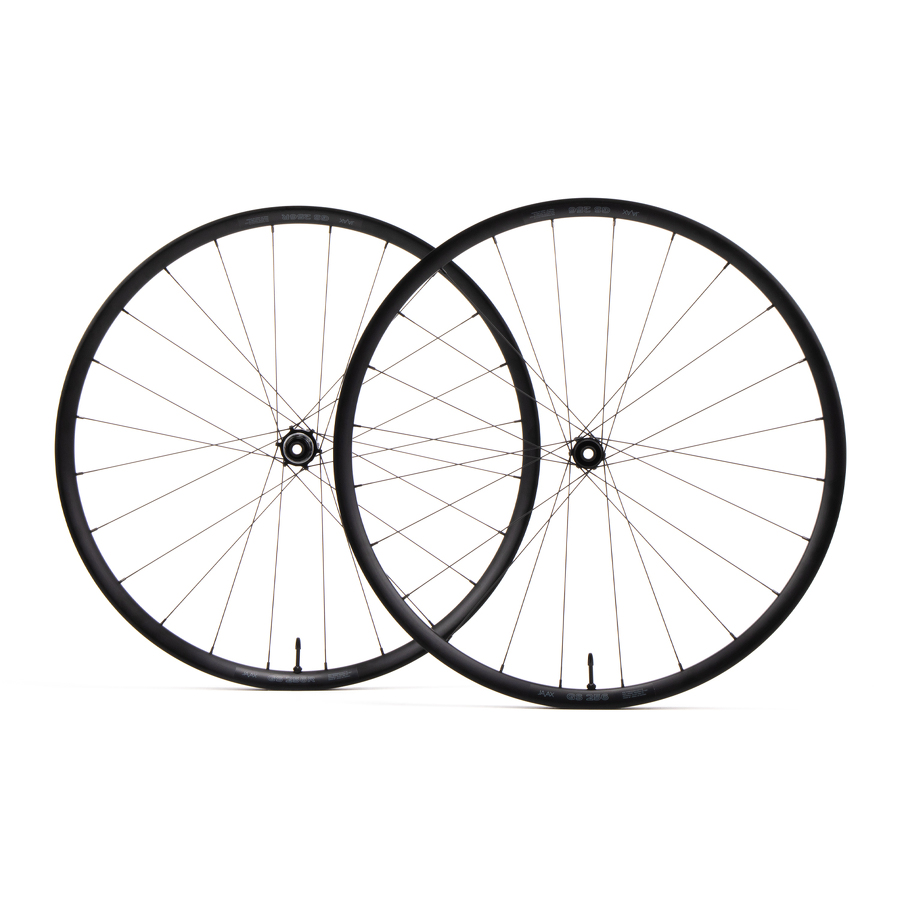kola JAVAX GS256 24/28 děr, asymmetric, gravel pár