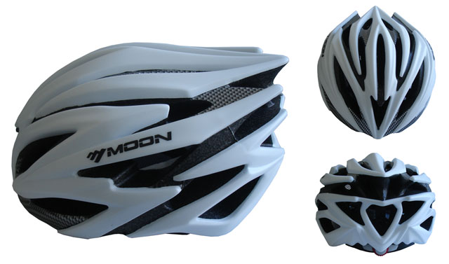 CSH98S-L stříbrná cyklistická helma velikost L (58-61cm) 2018