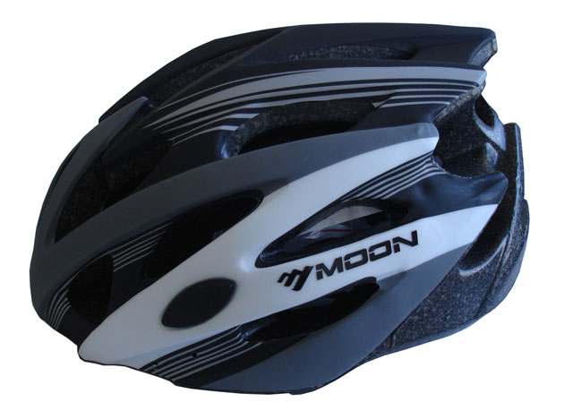 CSH29 CRN-L černá cyklistická helma velikost L(58/61 cm) 2018